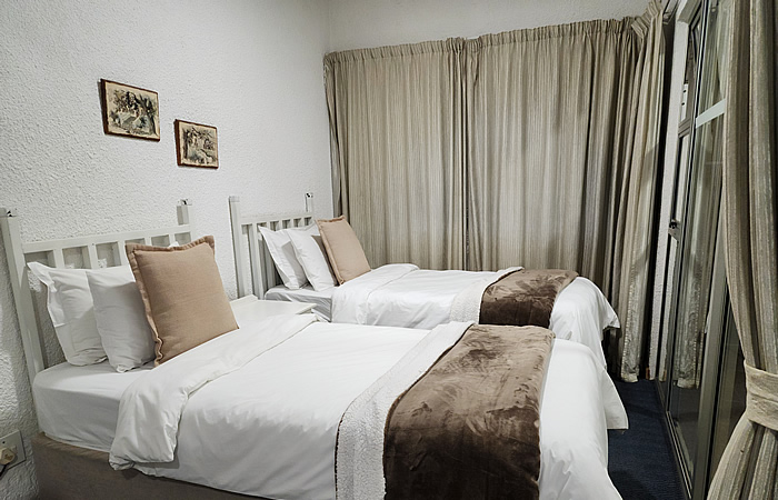 bedroom2